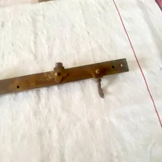 Barra colgador utensilios hierro antiguo