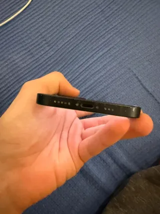 iPhone 12 Caja Roto por detras Batería 88%