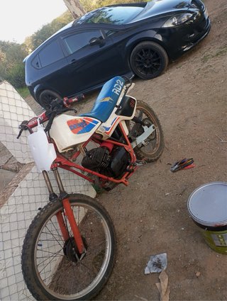 Moto derbi rd2 escucho cambios !!!
