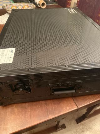 Denon Prime 4+ con Flightcase