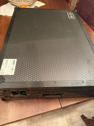 Denon Prime 4+ con Flightcase