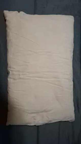 Cojín antiguo bordado multicolor