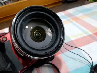 Nikon Coolpix P520 Fotocamera Digitale Rossa