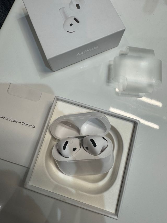 Airpods Apple Blancos con cancelacion de ruido
