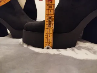 Botas de cuña negras