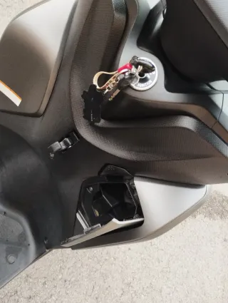 Yamaha Tricity 125 gris