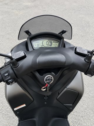 Yamaha Tricity 125 (Regalo dos cascos y candado)