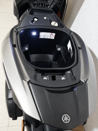 Yamaha Tricity 125 (Regalo dos cascos y candado)