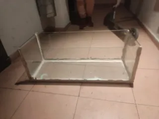 Acuario pecera cristal y metal