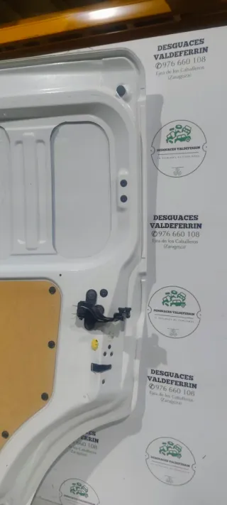 Puerta Lateral Derecha Ford Transit Courier