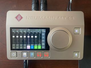 Neumann MT48 Interfaz de Audio