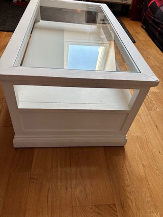 Mesa de centro Banak madera en perfecto estado.