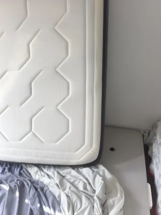 Colchón de 23 CM grosor medidas 150x190