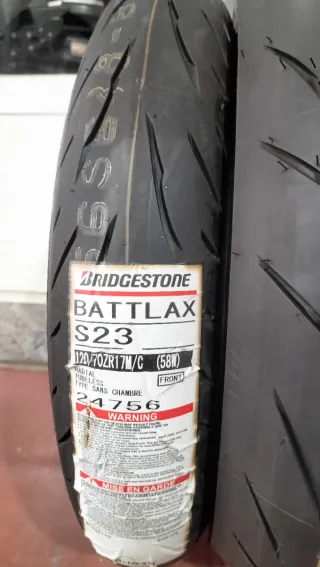 Bridgestone Battlax S23 120/70-17 y 180/55-17