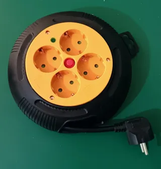 Cable alargador enrollable de 3m