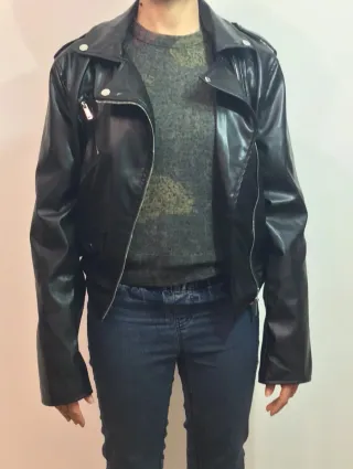 Giubbotto chiodo nero con cintura