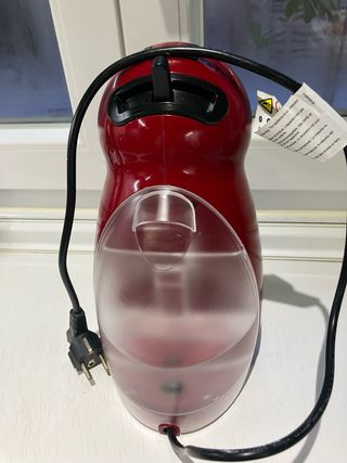 Cafetera Nescafé Dolce Gusto Roja