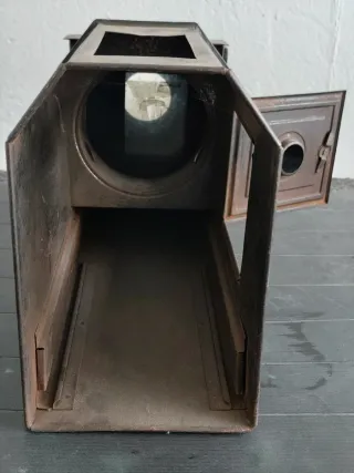 Linterna Mágica Antigua