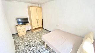 Se alquila habitaciones en elche