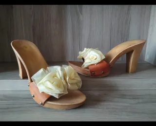 Zoccoli tacco 9 cm, numero 36