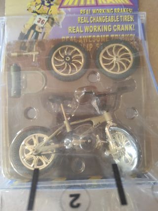 Vintage Finger mount bike bmx con rampa