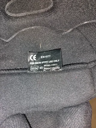 Casco sci bambini Sinner carbon look