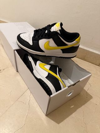 Nike Dunk Low Negro Amarillo