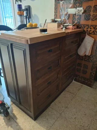 Mueble de cocina rústico de madera