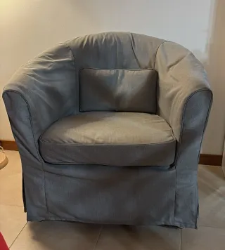 Poltrona Ikea grigia Tullsta