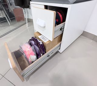 Mueble para impresora 3D con cajones