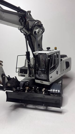: Excavadora R946 Hidráulica