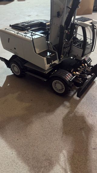 : Excavadora R946 Hidráulica