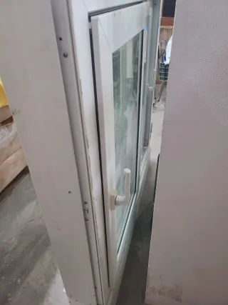 Ventana corredera PVC blanca