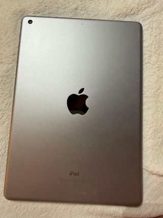 iPad 6ª Gen 32GB Plata