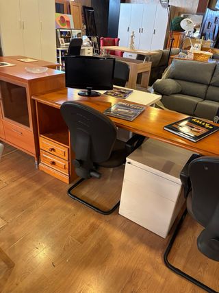 Escritorio grande pino!TRANSPORTE GRATIS ALICANTE!