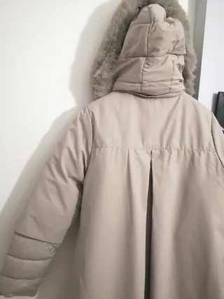 Abrigo Nuevo, de Monte Cervino acolchado beige
