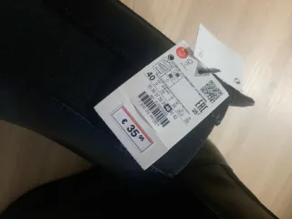 Botín plano Zara negro