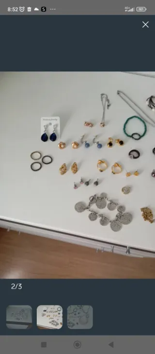 Lote bisutería y relojes