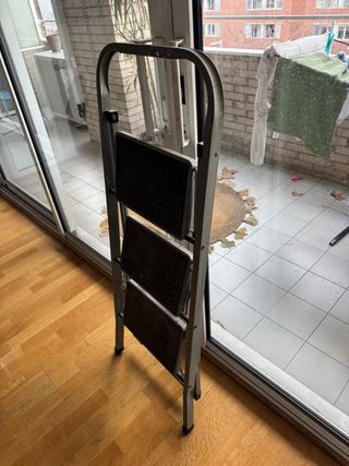 Escalera plegable 3 peldaños