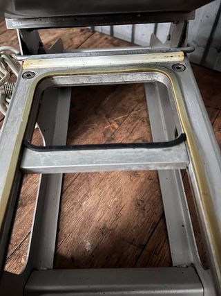 Termoselladora TOP-SEAL 140 para barquetas.