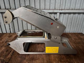 Termoselladora TOP-SEAL 140 para barquetas.