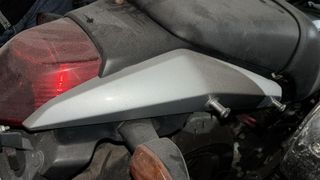 Colin derecho cacha Honda VTR 250 2009 (VTR250 PGM