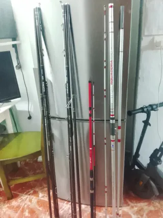 Lote cañas de pesca i carretes ACEPTO CAMBIO