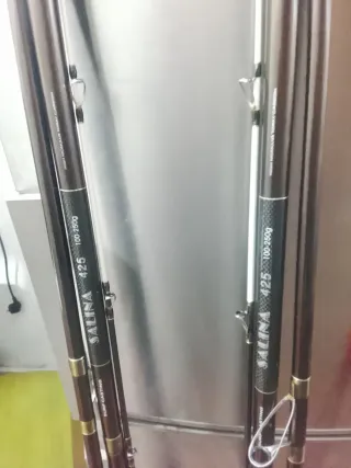 Lote cañas de pesca i carretes ACEPTO CAMBIO