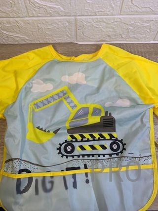 Bata de pintura para niños