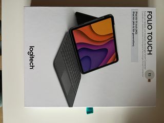 iPad Air  128GB + Teclado Funda + Apple Pencil Pro