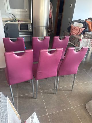El conjunto de 6 Sillas Polipiel Morado