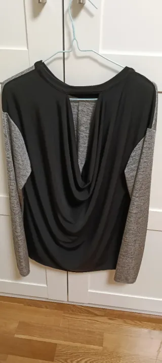 Lote 4 prendas: 1 vaquero, 2 camisetas y 1 jersey