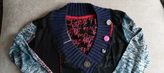 Lote 4 prendas: 1 vaquero, 2 camisetas y 1 jersey