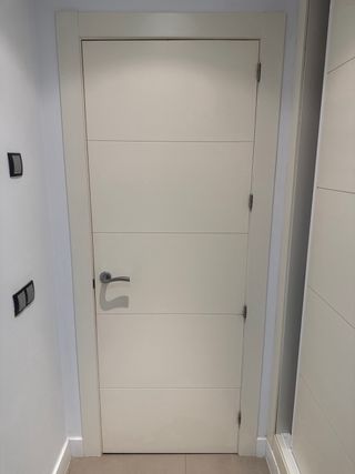 Siete puertas de interior, 2 con cristal